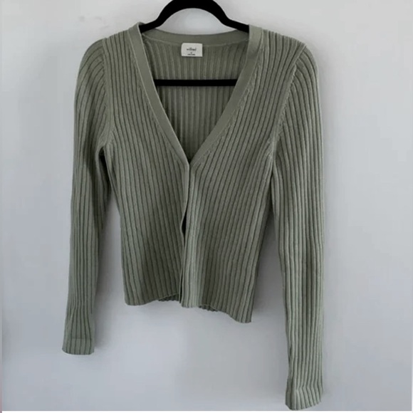 Aritzia Sweaters - NWOT - Manila Cardigan in Sage Green